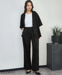 身長：170cm　着用サイズ：FREE　B：86 / W：61 / H：87