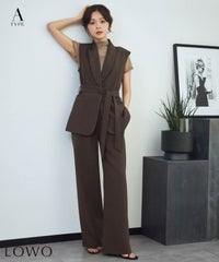 身長：170cm　着用サイズ：FREE　B：86 / W：61 / H：87