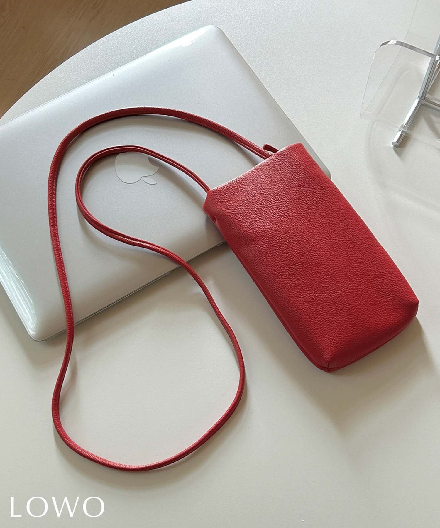 【専用です】Tod's レッド スマホショルダーバッグ デイリー・カジュアル対応 | レザー調縦型スマホショルダーバッグ