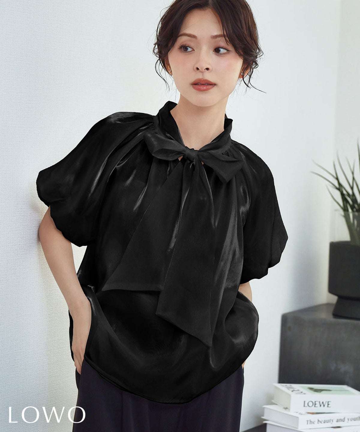 身長：170cm　着用サイズ：FREE　B：86 / W：61 / H：87
