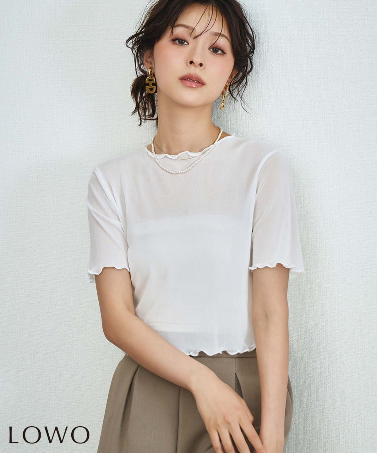 身長：170cm　着用サイズ：FREE　B：86 / W：61 / H：87