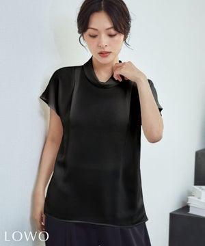 ブラック