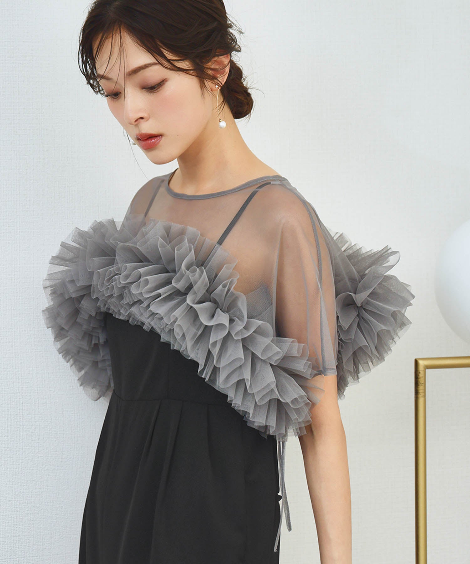 結婚式・お呼ばれ対応 | 2WAYチュールフリルショート丈ブラウス 結婚式・お呼ばれ対応 | 2WAYチュールフリルショート丈ブラウス