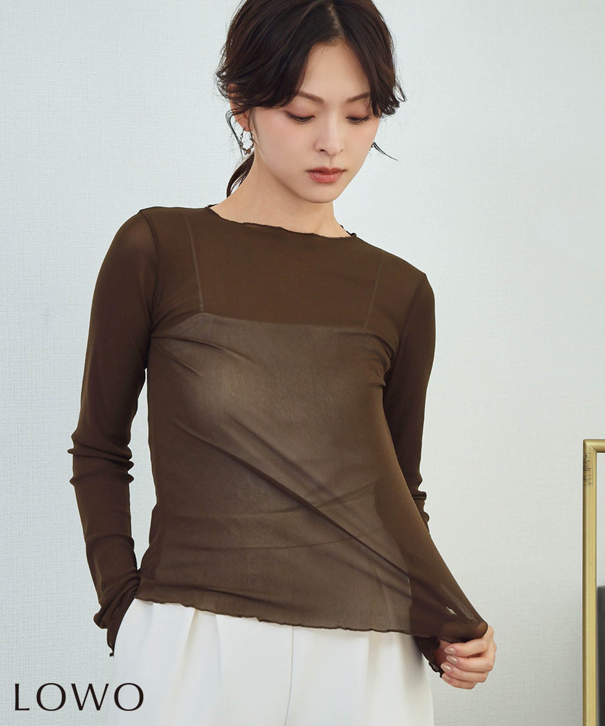 身長：170cm　着用サイズ：FREE　B：86 / W：61 / H：87