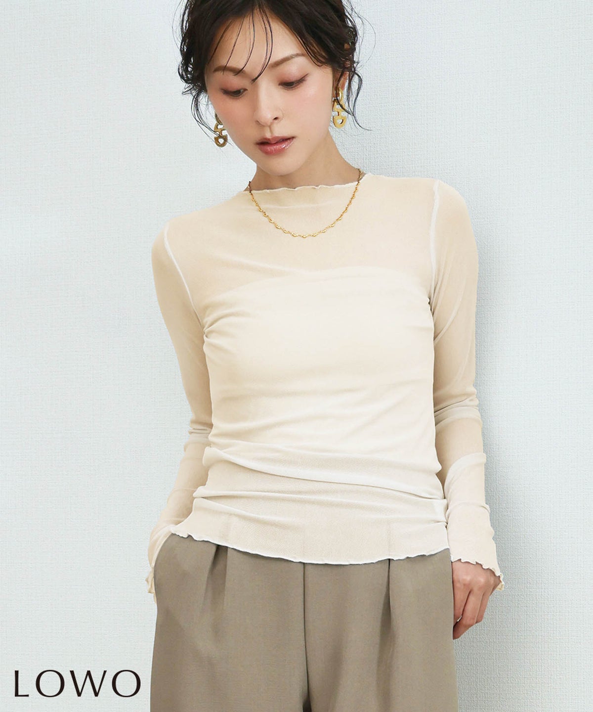 身長：170cm　着用サイズ：FREE　B：86 / W：61 / H：87