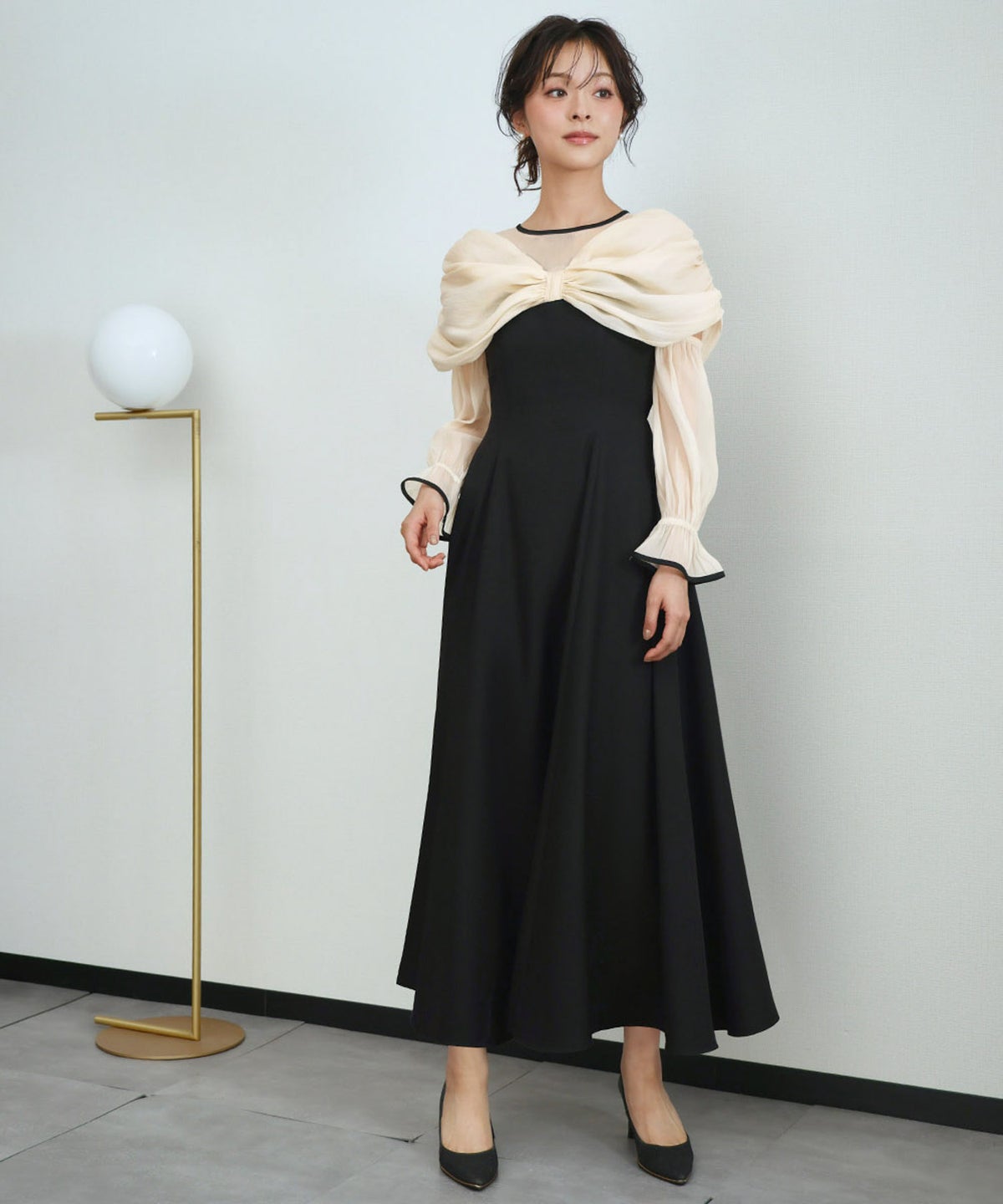 身長：170cm　着用サイズ：Mサイズ　B：86 / W：61 / H：87