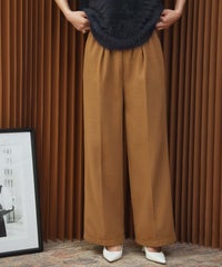 身長：168cm　着用サイズ：Mサイズ　B：81 / W：60 / H：89