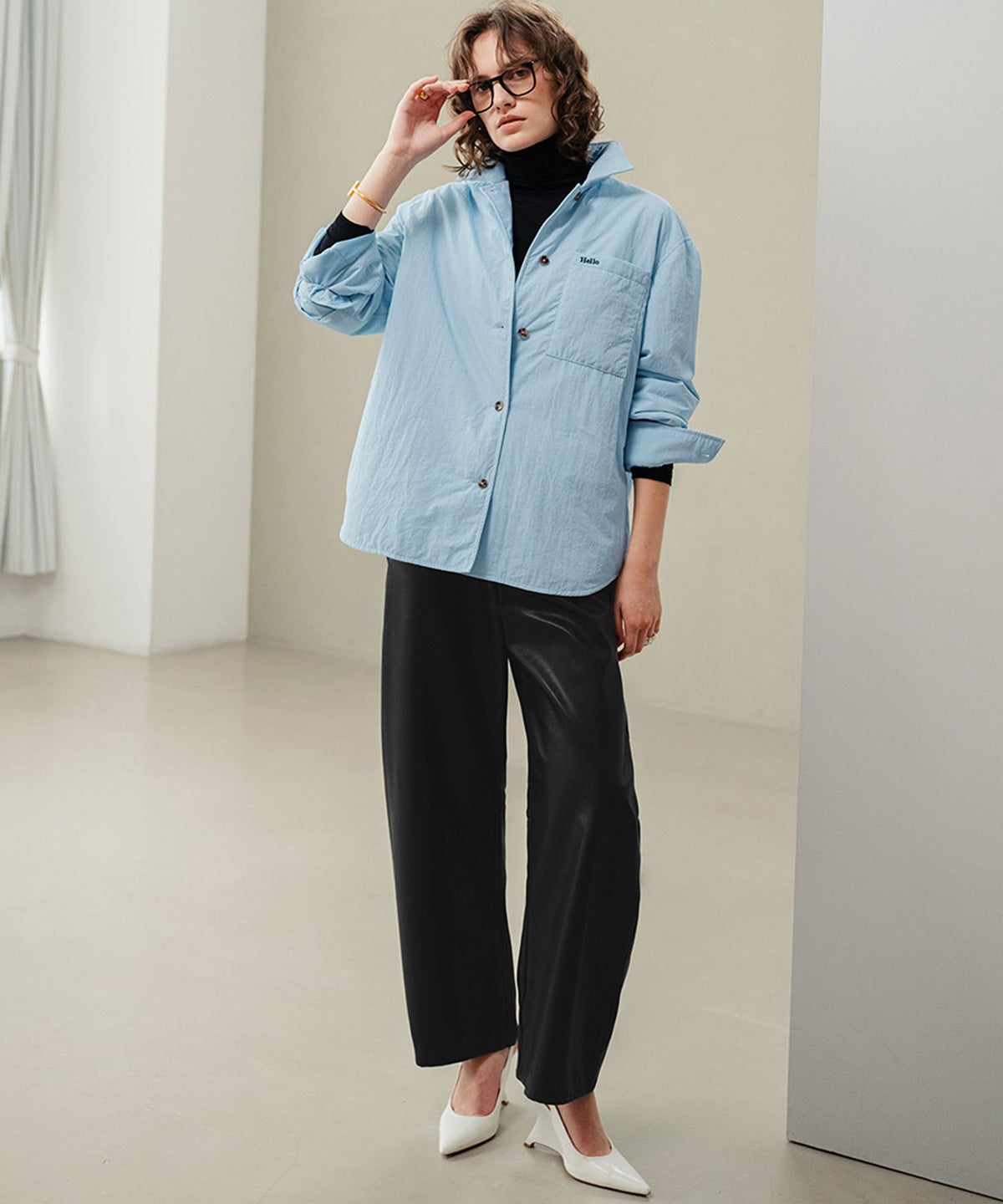 ブルー