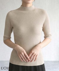 ベージュ