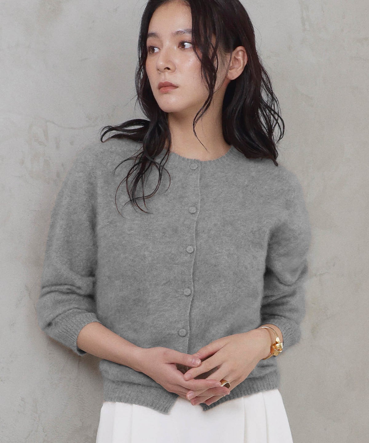 身長：168cm　着用サイズ：FREE　B：81 / W：60 / H：89