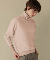 身長：173cm　着用サイズ：FREE　B：81 / W：61 / H：89