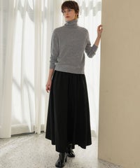 身長：173cm　着用サイズ：FREE　B：81 / W：61 / H：89
