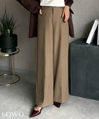 ベージュ