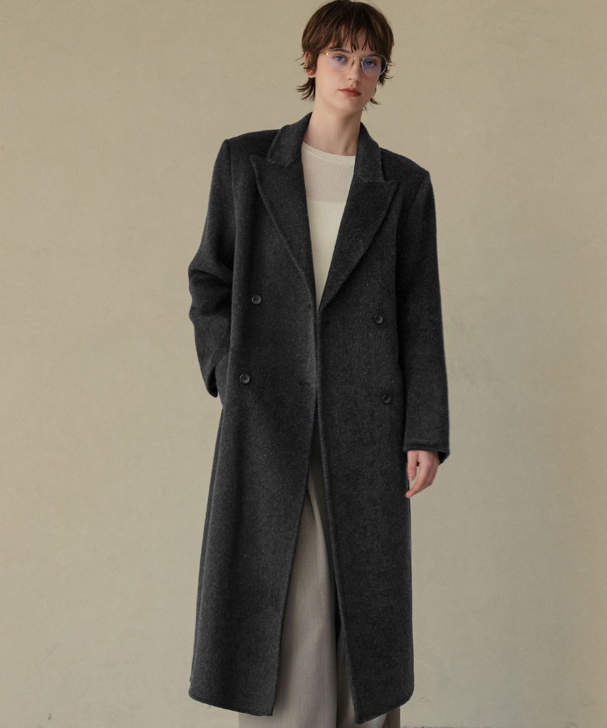 身長：173cm　着用サイズ：FREE　B：81 / W：61 / H：89