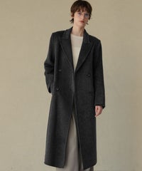 身長：173cm　着用サイズ：FREE　B：81 / W：61 / H：89