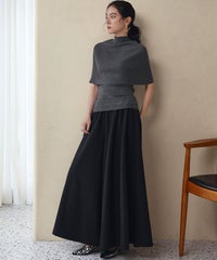 身長：168cm　着用サイズ：FREE　B：81 / W：60 / H：89